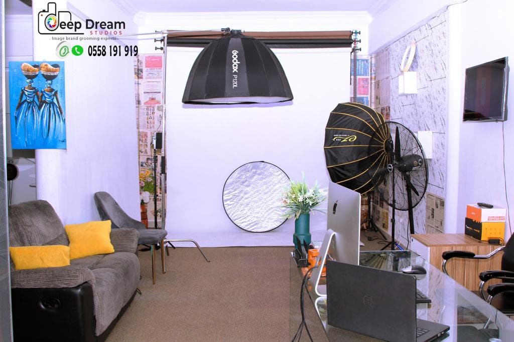 Vocal and instrument recording booth